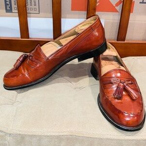 Cable & Company Italian Leather Tassel Loafers.